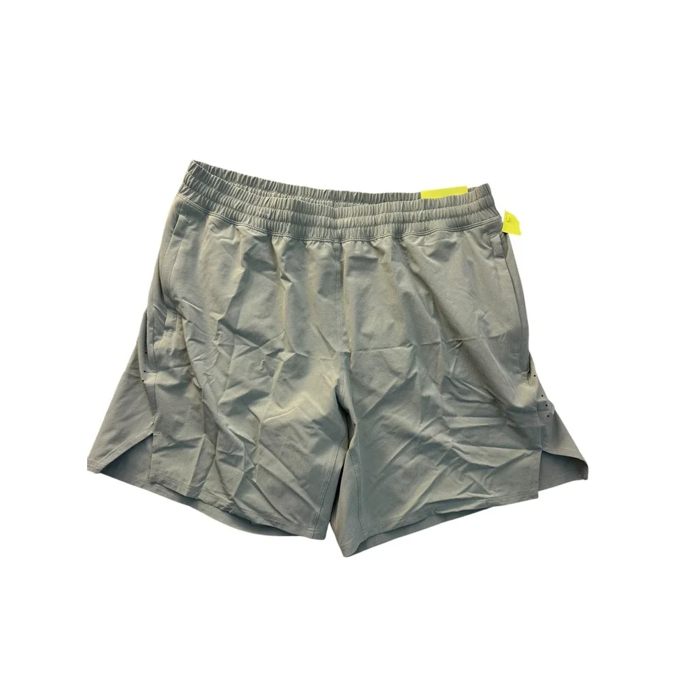 All in Motion Mens Large 7